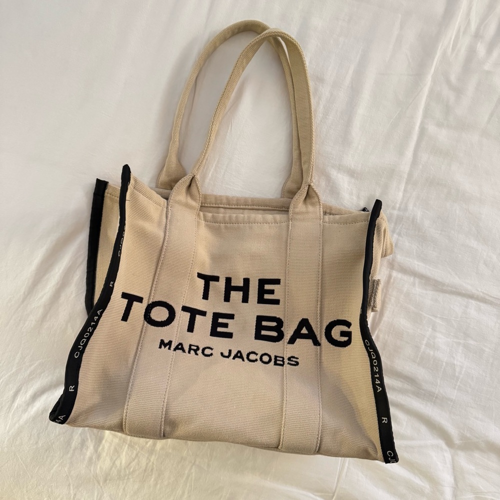 Marc Jacobs Large Jacquard